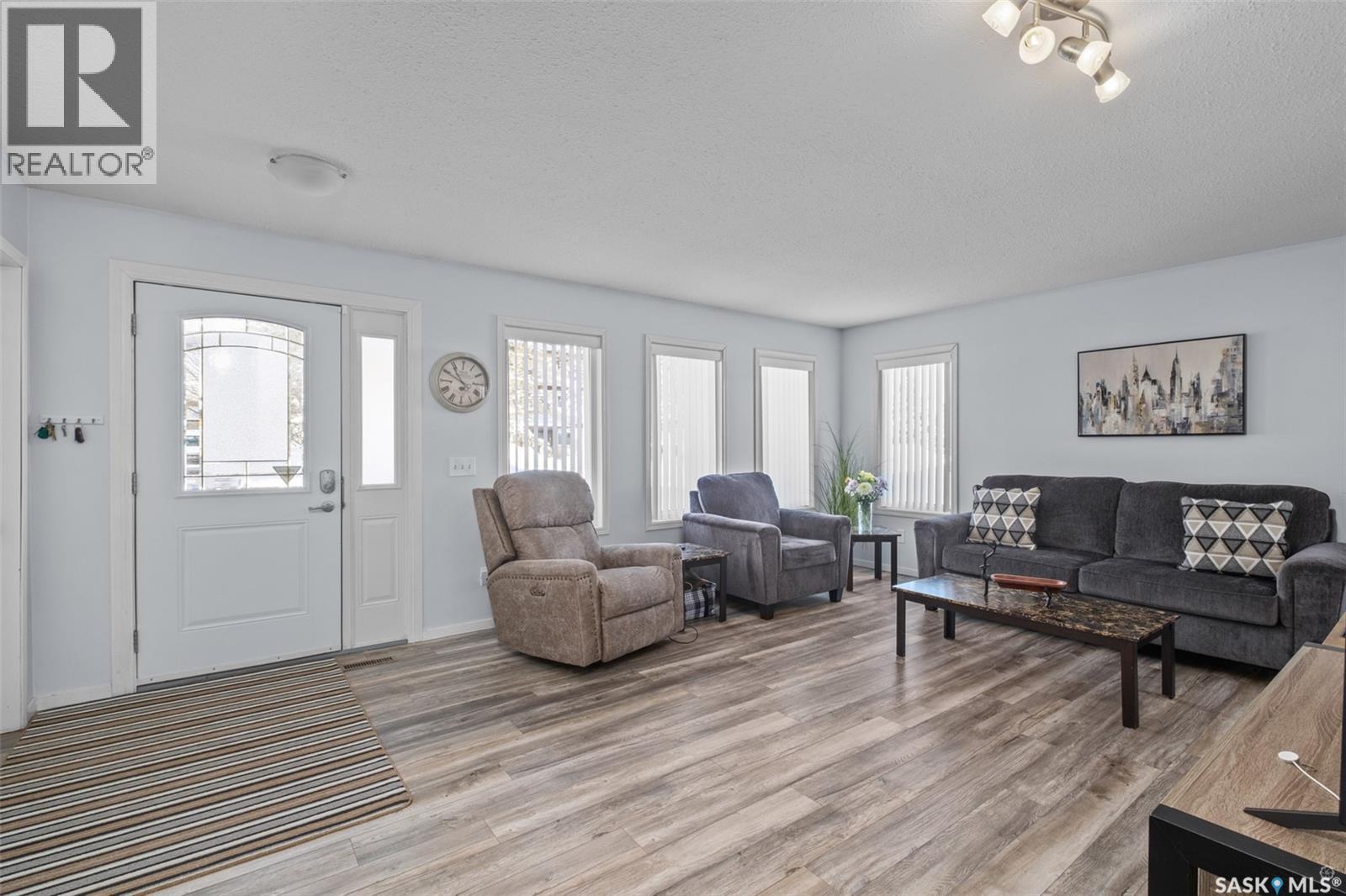 1503 Bliss Crescent, Prince Albert, SK - Indoor Photo Showing Living Room