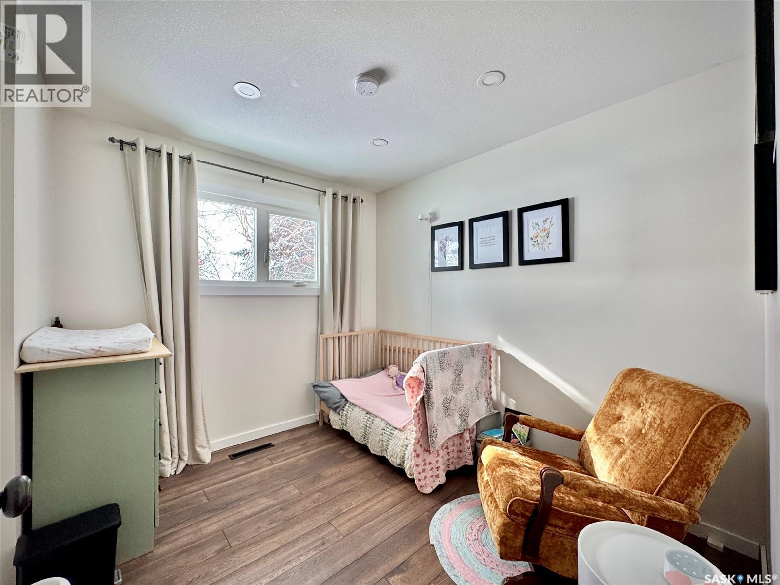 19 Hudson Bay, Esterhazy, SK - Indoor