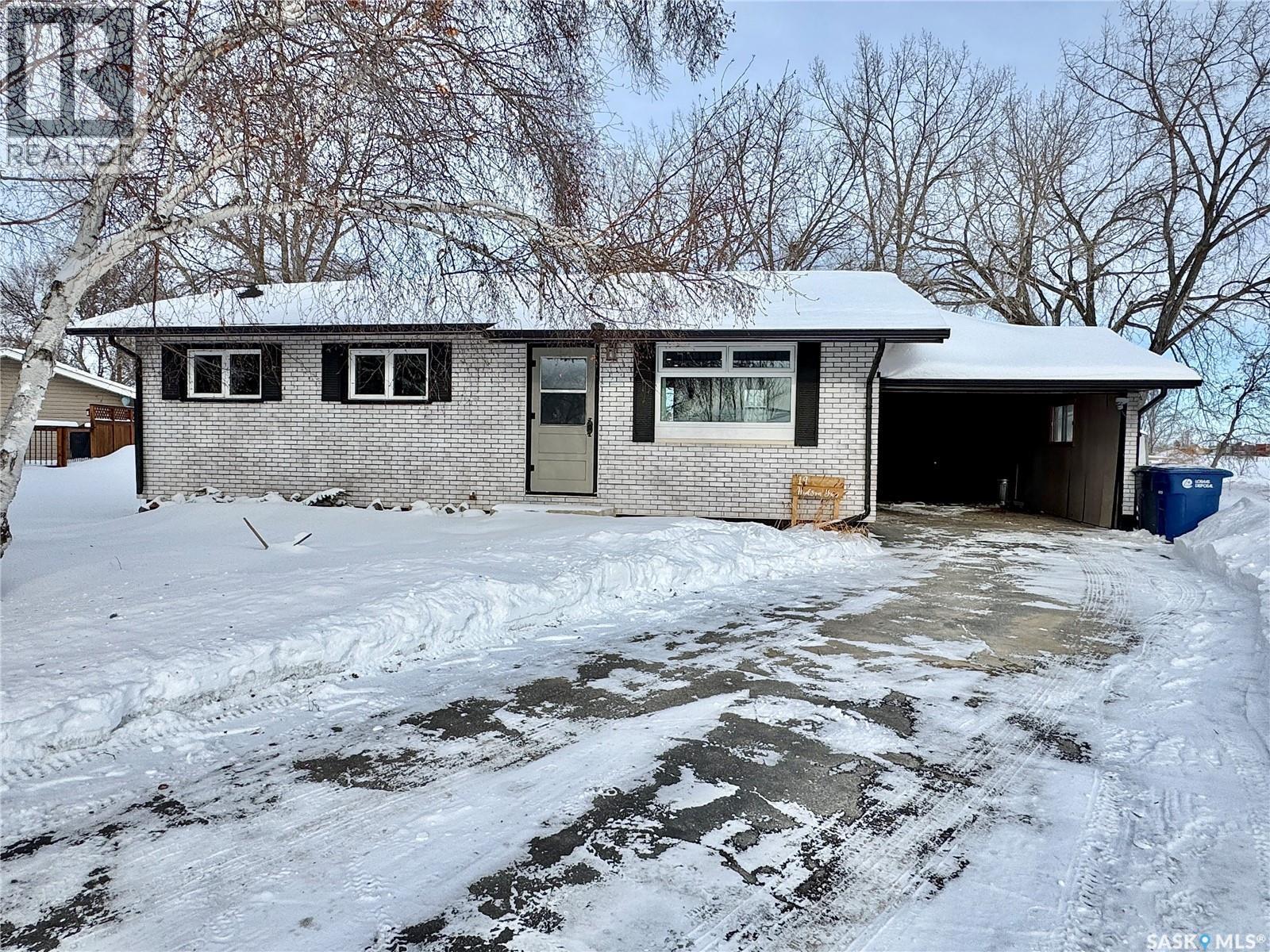 19 Hudson Bay, Esterhazy, SK - Outdoor