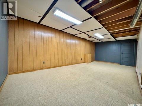 19 Hudson Bay, Esterhazy, SK - Indoor