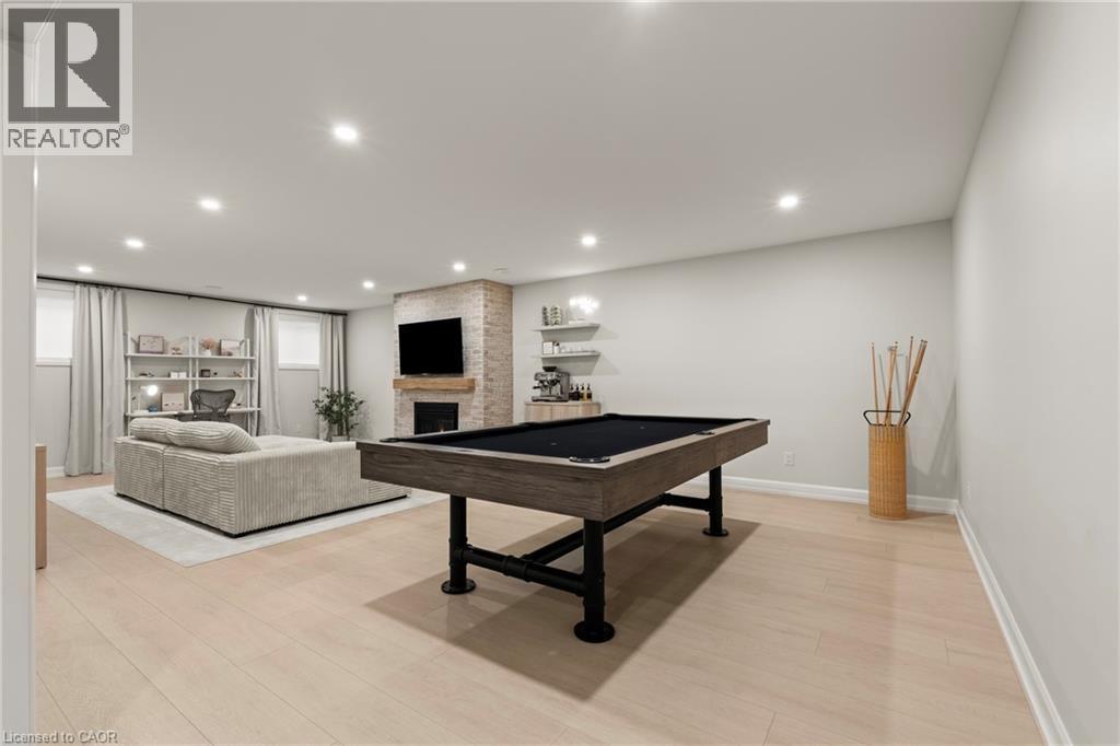 27 Maple Leaf Avenue S, Ridgeway, ON - Indoor Photo Showing Other Room