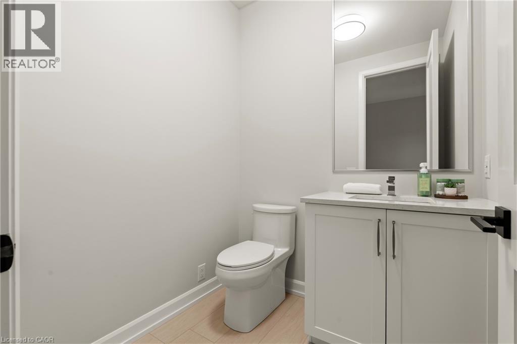 27 Maple Leaf Avenue S, Ridgeway, ON - Indoor Photo Showing Bathroom