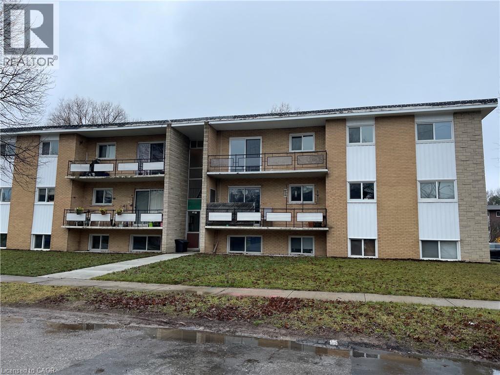 11 Olympic Drive Unit# 2, Kitchener, ON - Outdoor