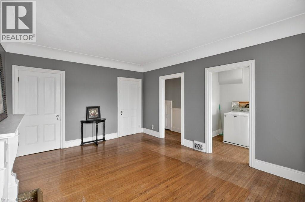 282 Main Street W, Hamilton, ON - Indoor