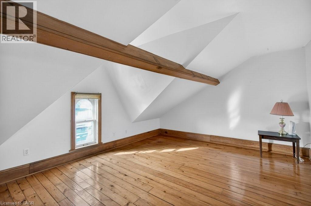 282 Main Street W, Hamilton, ON - Indoor Photo Showing Other Room