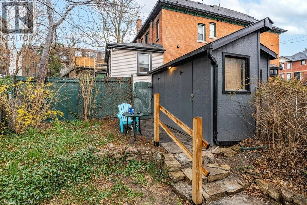 282 Main Street W, Hamilton, ON - Outdoor