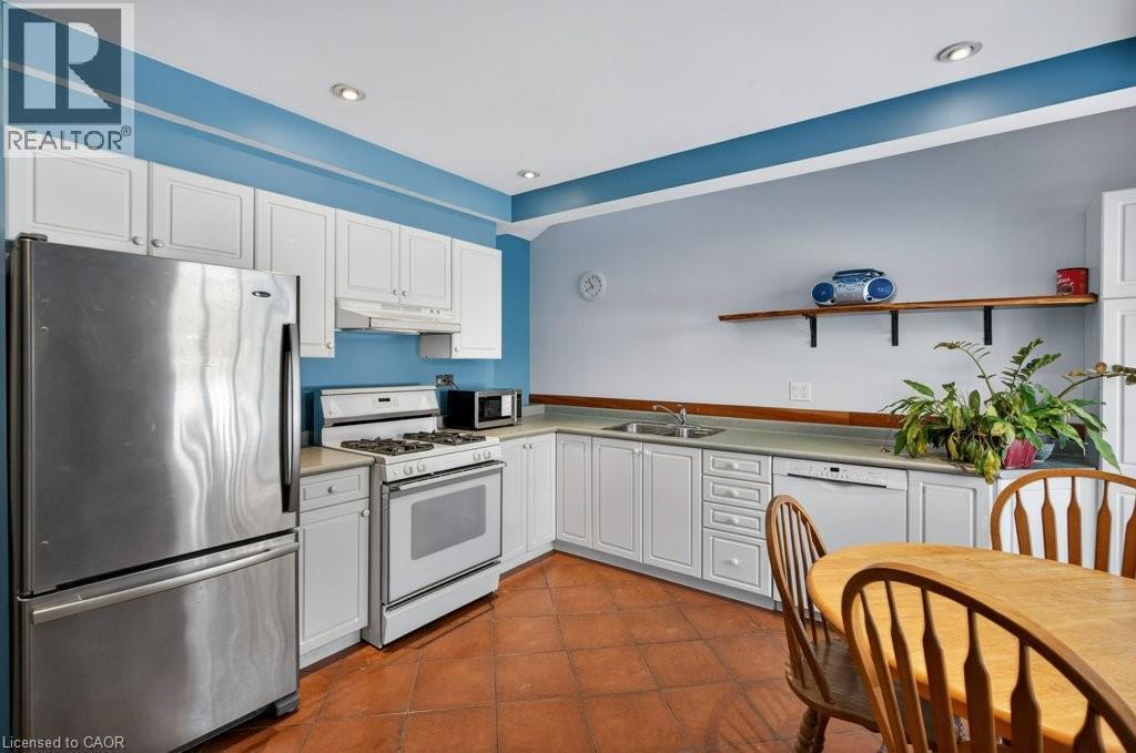 282 Main Street W, Hamilton, ON - Indoor Photo Showing Kitchen With Double Sink