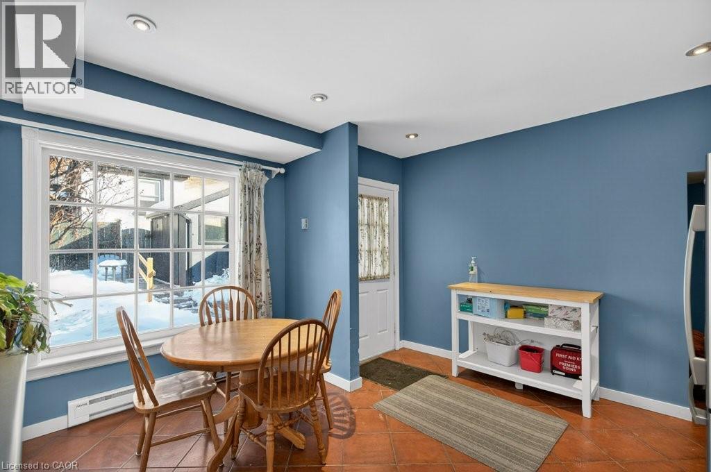 282 Main Street W, Hamilton, ON - Indoor Photo Showing Dining Room