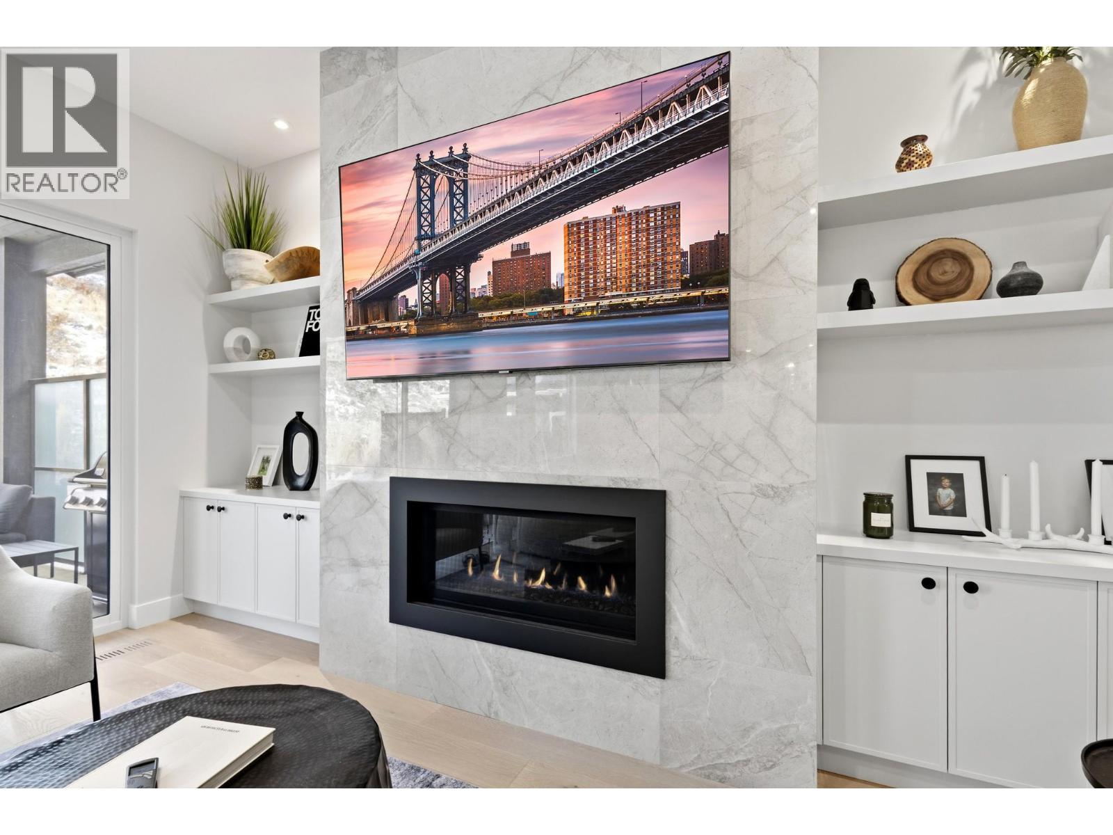 451 Vision Court, Kelowna, BC - Indoor Photo Showing Living Room With Fireplace
