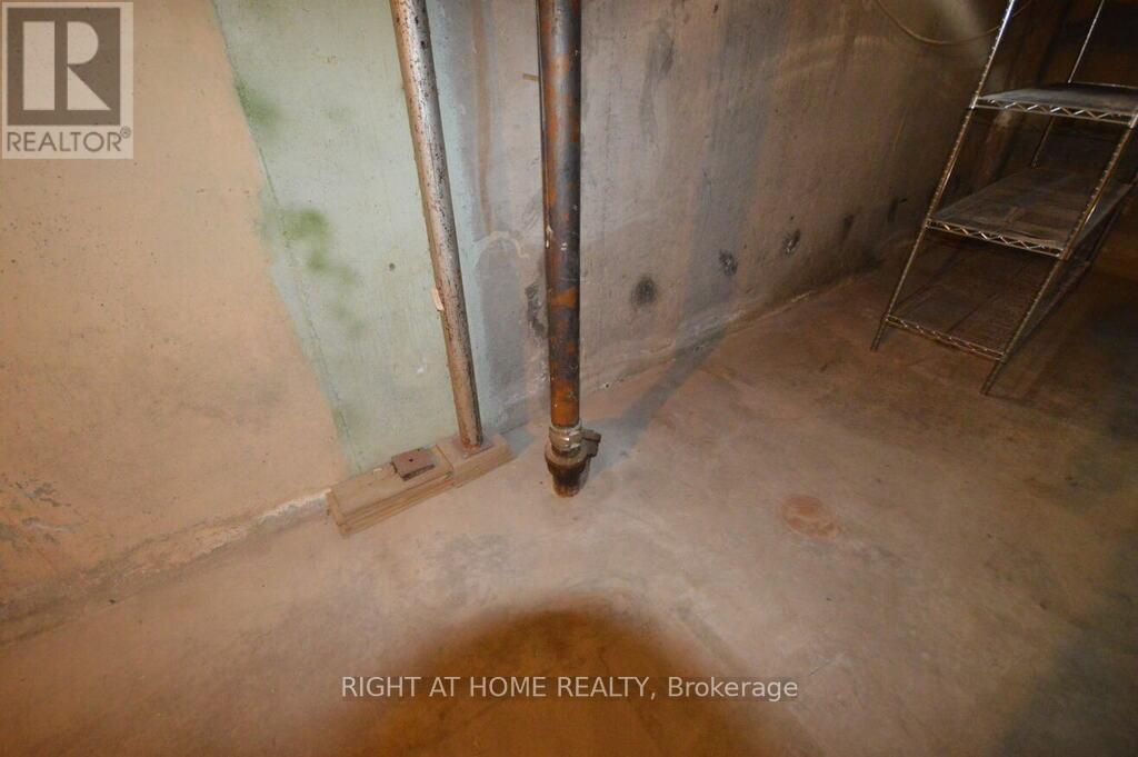 348 Woodroffe Avenue, Ottawa, ON