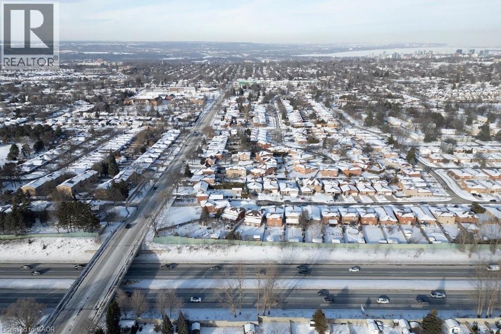 42 Lasila Court, Hamilton, ON - Outdoor With View