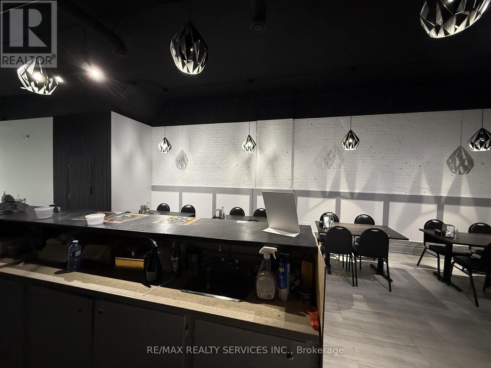 364 Richmond Street, London East, ON