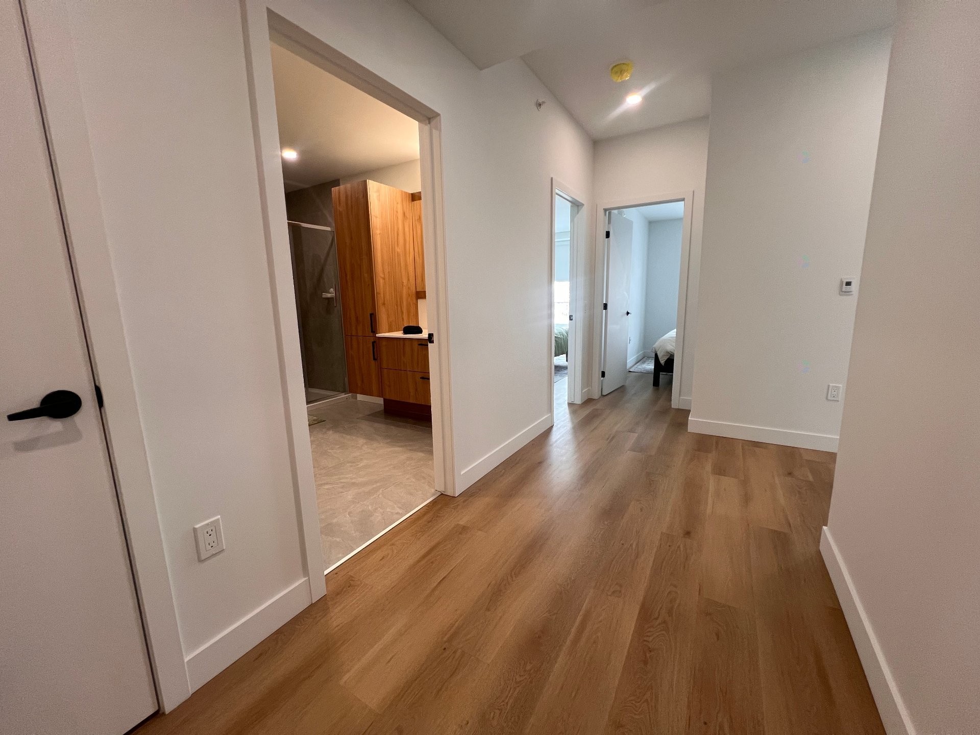 Corridor - 304-282 Rue Du Cardinal, Saint-Amable, QC - Indoor Photo Showing Other Room