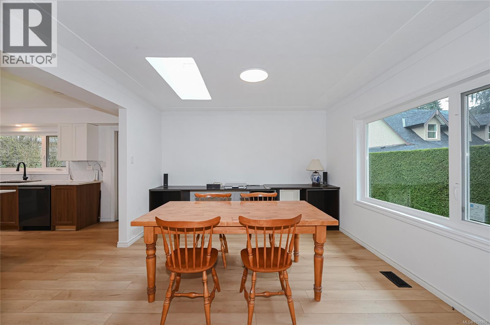 1667 Extension Rd, Nanaimo, BC - Indoor Photo Showing Dining Room