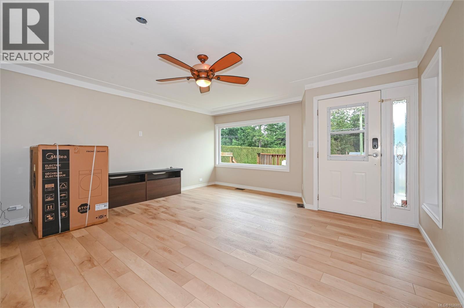 1667 Extension Rd, Nanaimo, BC - Indoor Photo Showing Other Room