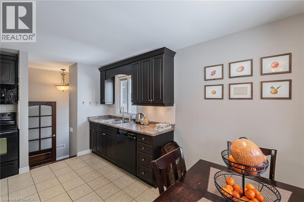 18 Linden Avenue, Brantford, ON - Indoor Photo Showing Kitchen With Double Sink