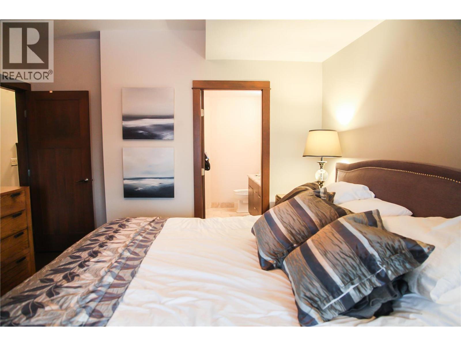 101 Dormie Drive Unit# 3H, Vernon, BC - Indoor Photo Showing Bedroom