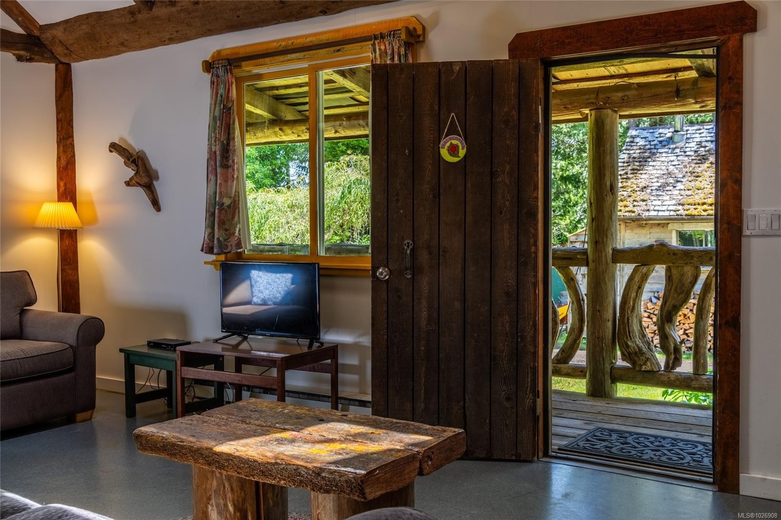 380 Cape Beale Trail, Bamfield, BC