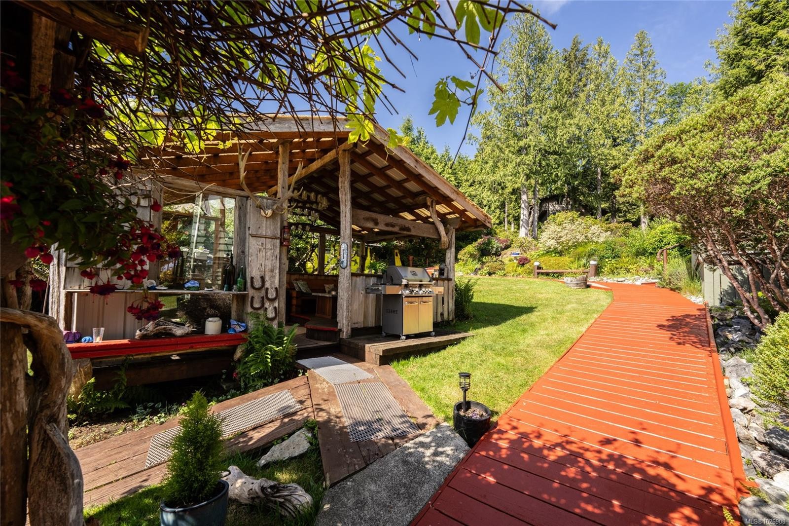 380 Cape Beale Trail, Bamfield, BC