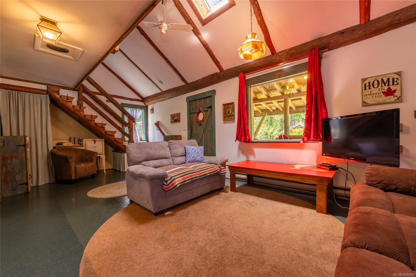 380 Cape Beale Trail, Bamfield, BC