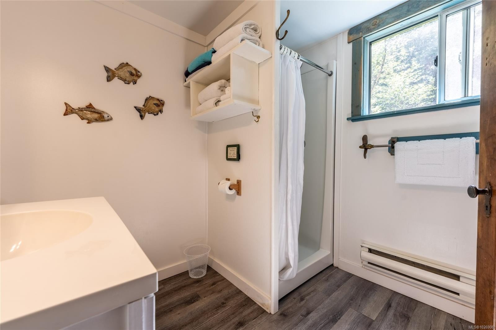 380 Cape Beale Trail, Bamfield, BC