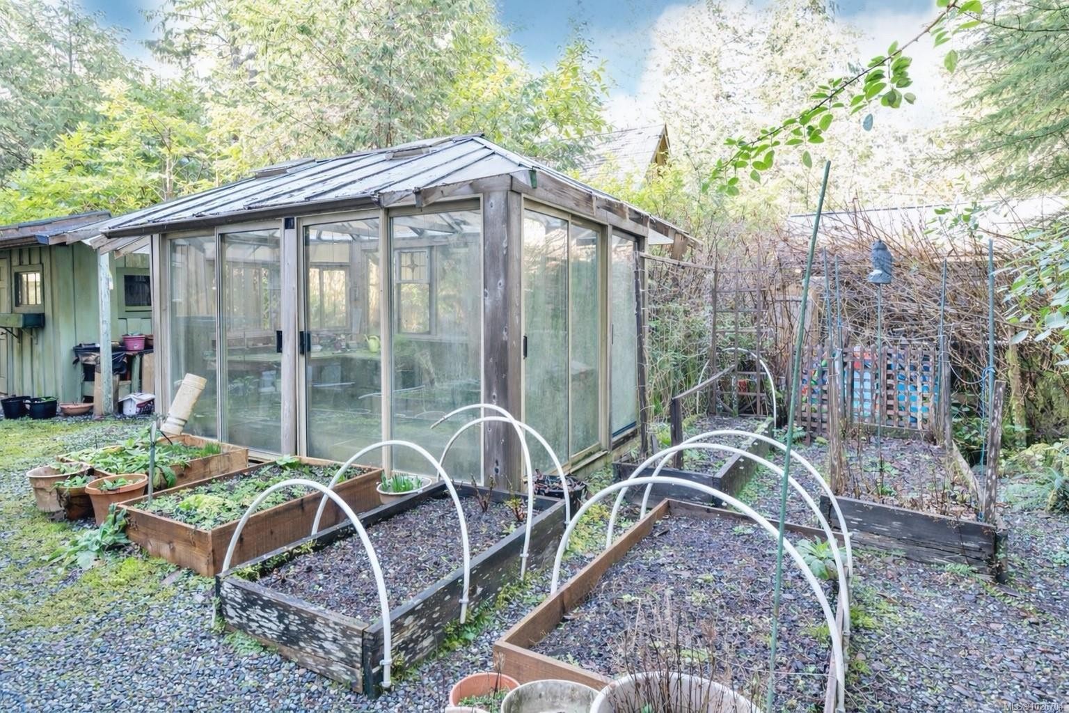 1290 Lynn Rd, Tofino, BC