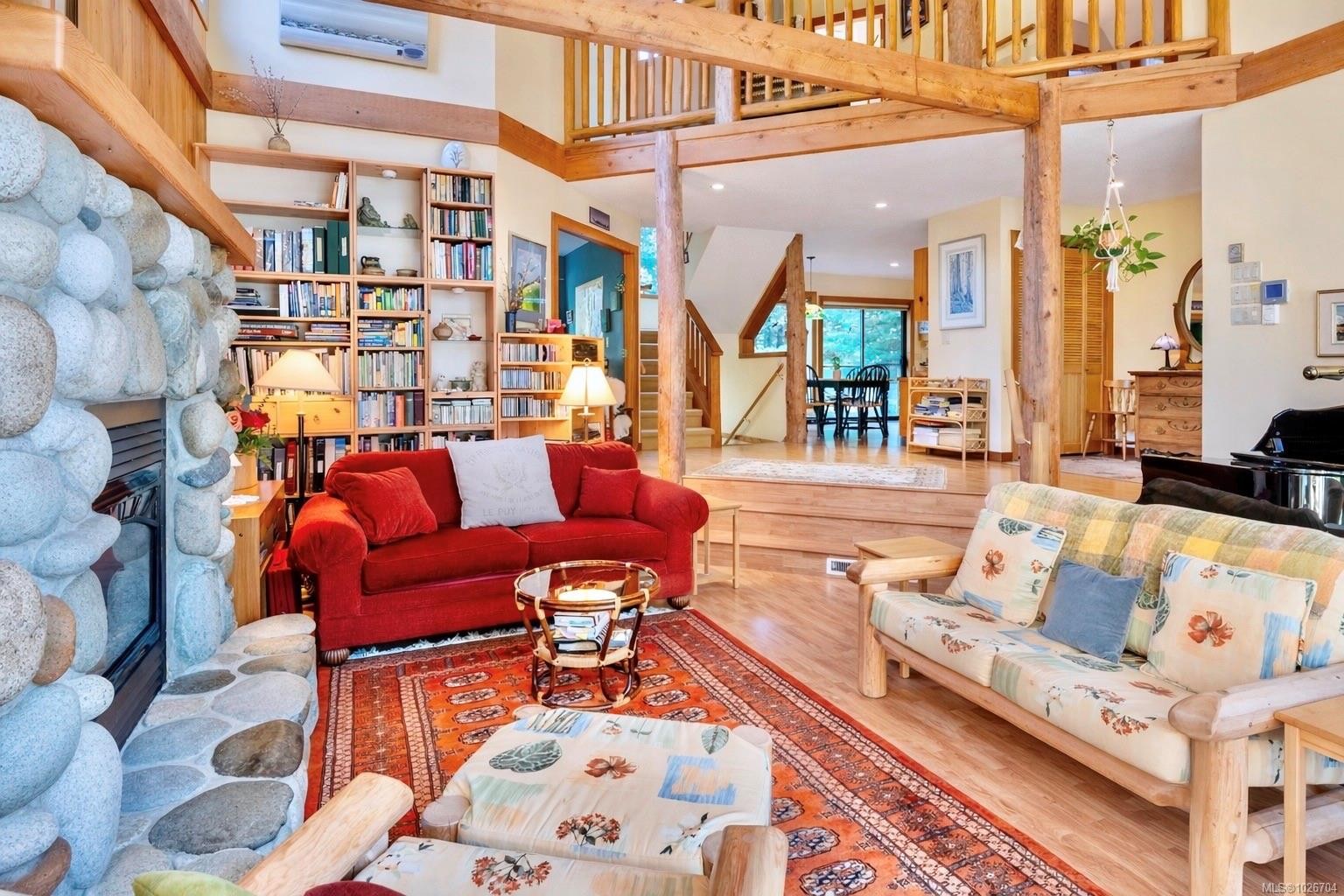 1290 Lynn Rd, Tofino, BC