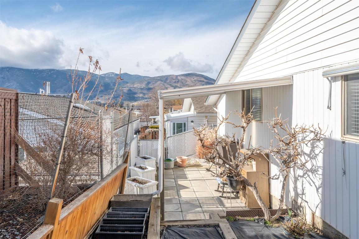 15-3096 South Main Street, Penticton, BC - Outdoor