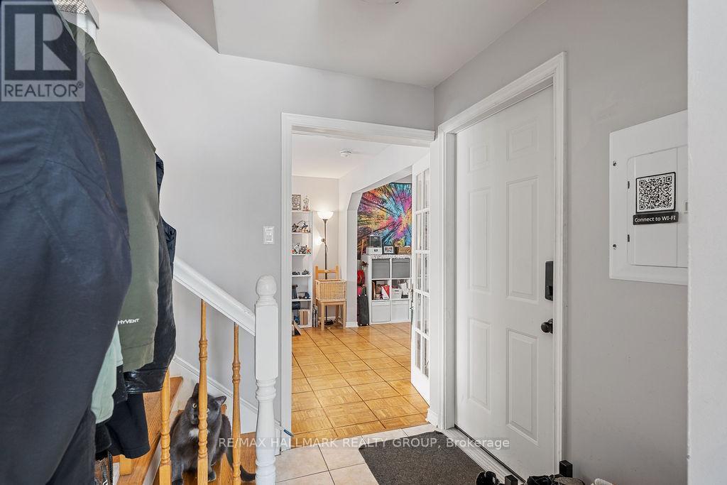 217 Dovercourt Avenue, Ottawa, ON - Indoor Photo Showing Other Room