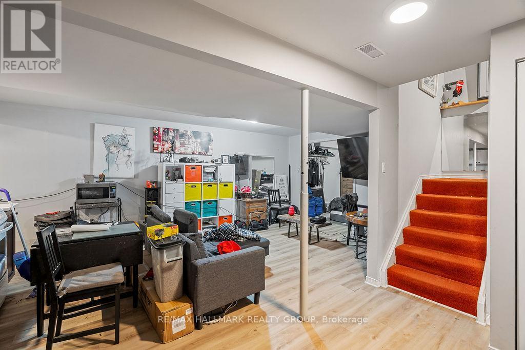 217 Dovercourt Avenue, Ottawa, ON - Indoor Photo Showing Other Room