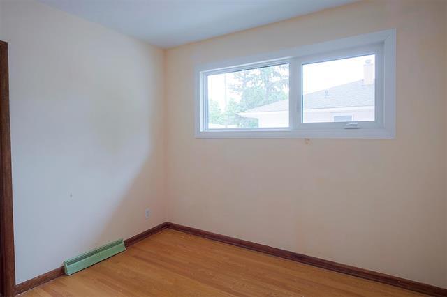 1418 Somerville Ave, Winnipeg, MB