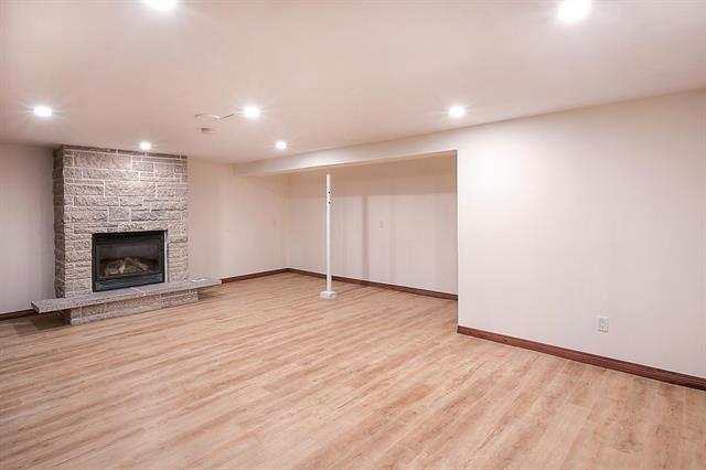 1418 Somerville Ave, Winnipeg, MB