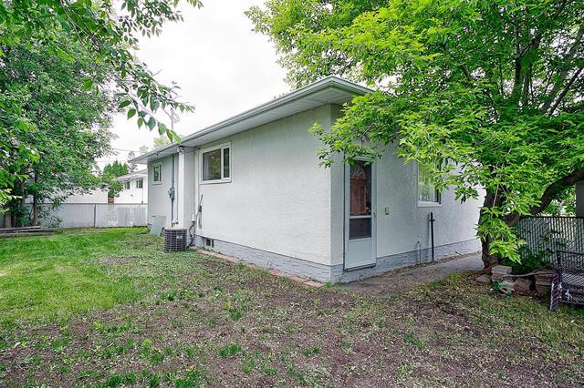 1418 Somerville Ave, Winnipeg, MB