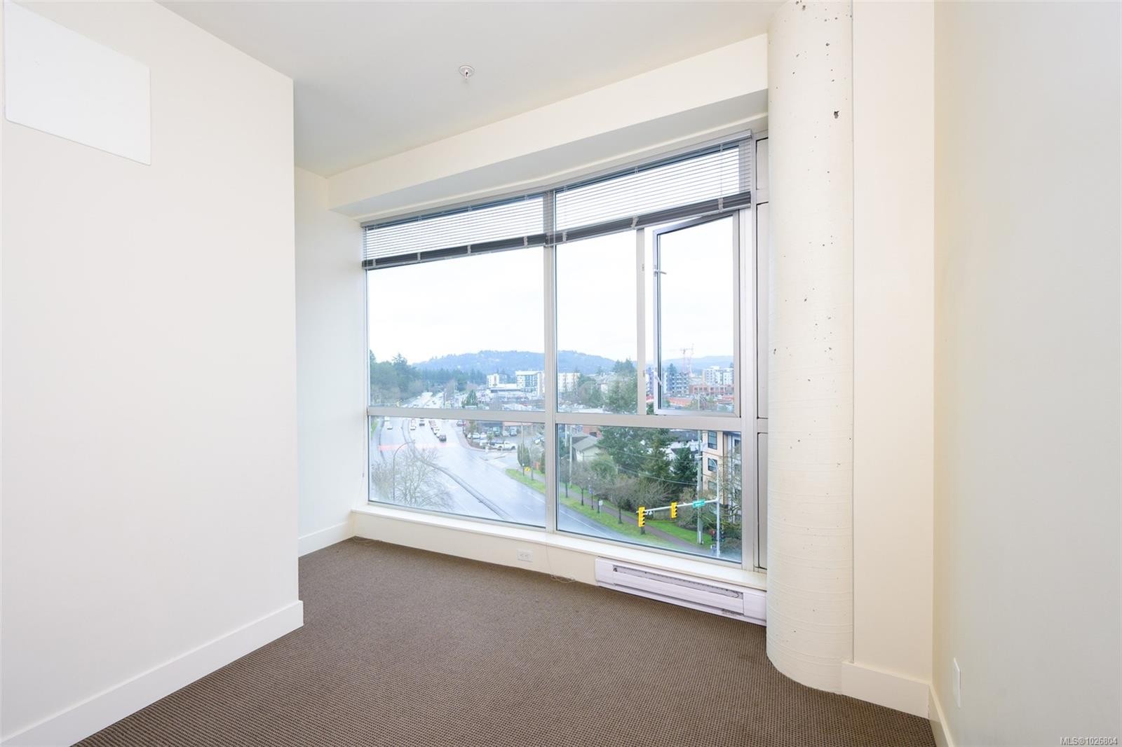 728-2745 Veterans Memorial Pkwy, Langford, BC - Indoor Photo Showing Other Room