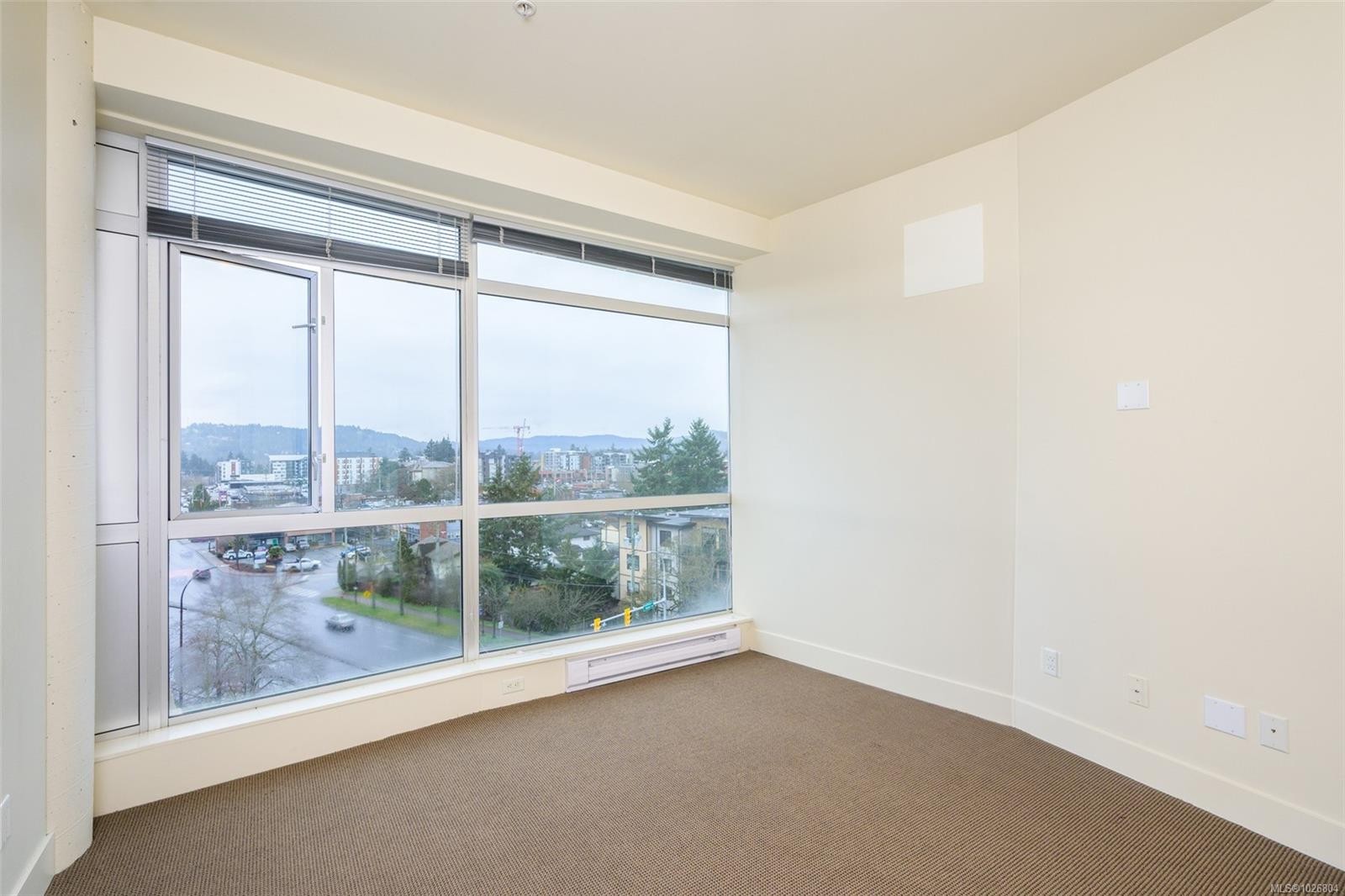 728-2745 Veterans Memorial Pkwy, Langford, BC - Indoor Photo Showing Other Room