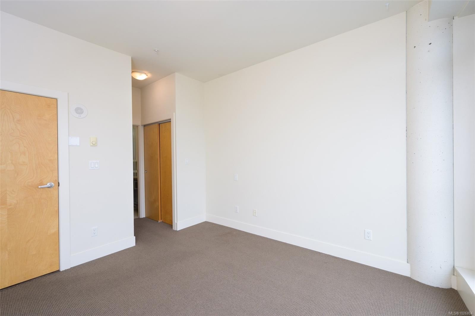 728-2745 Veterans Memorial Pkwy, Langford, BC - Indoor Photo Showing Other Room