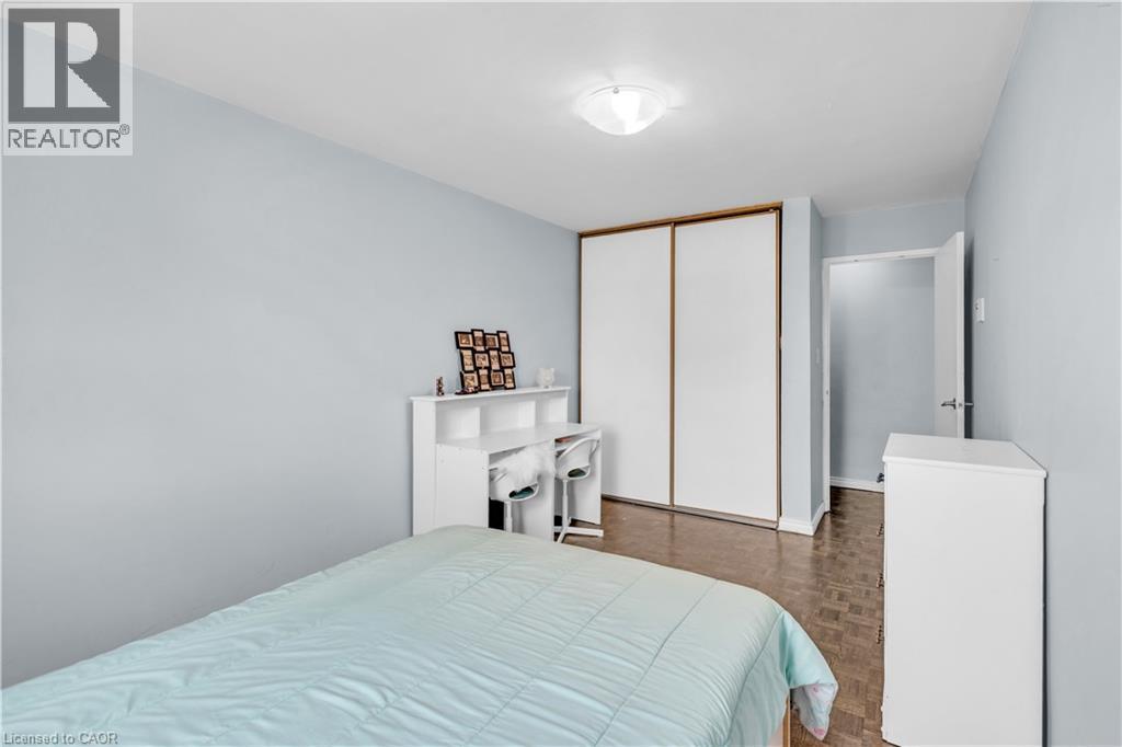 511 The West Mall Drive Unit# 1108, Toronto, ON - Indoor Photo Showing Bedroom