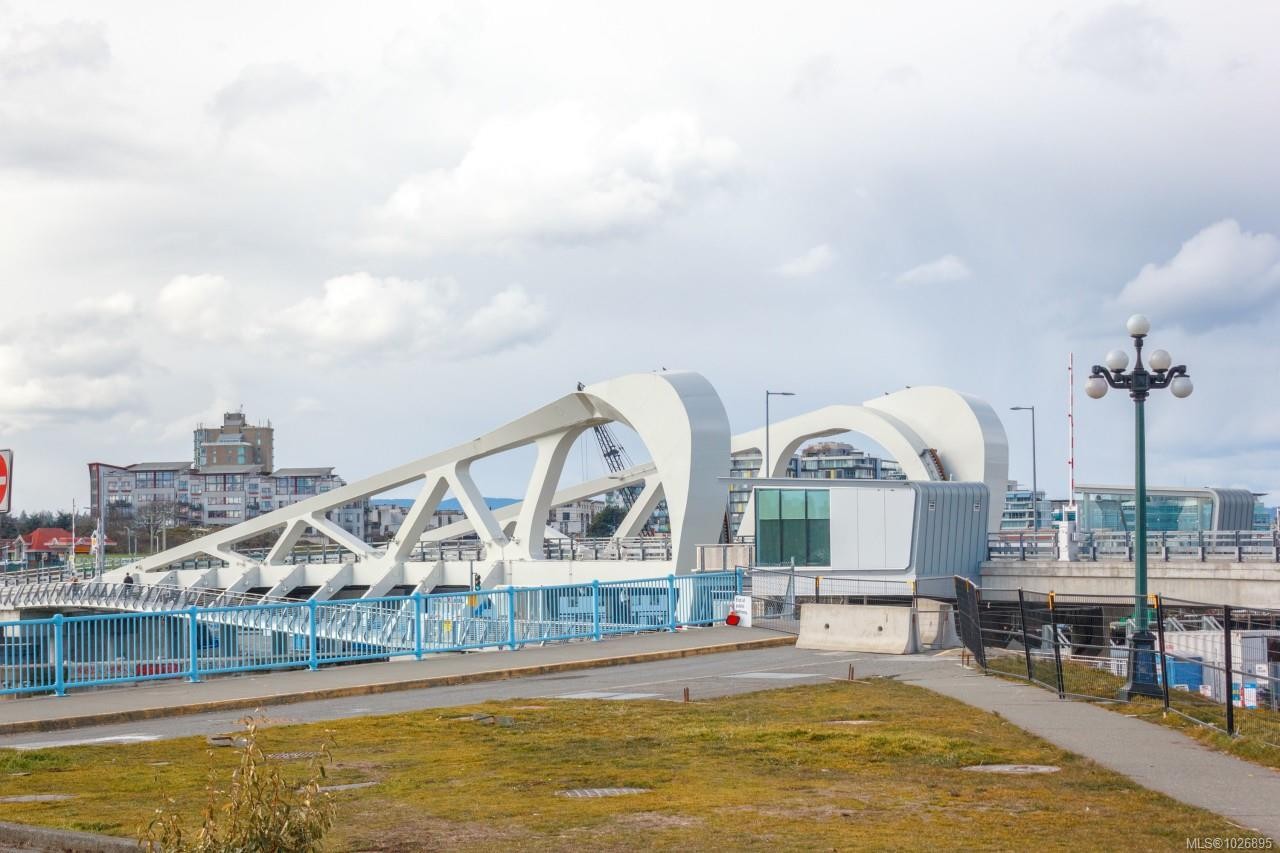 102 & 103-832 Fisgard St, Victoria, BC