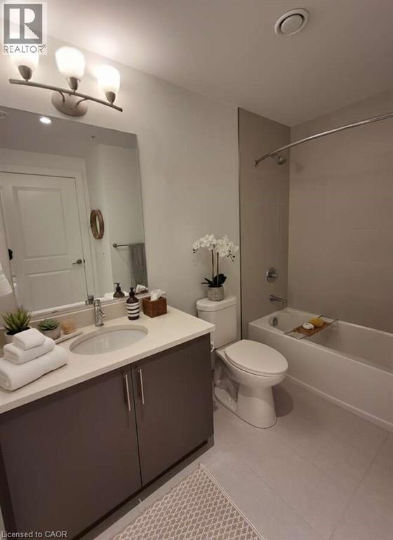 181 King Street Unit# 1509, Waterloo, ON - Indoor Photo Showing Bathroom