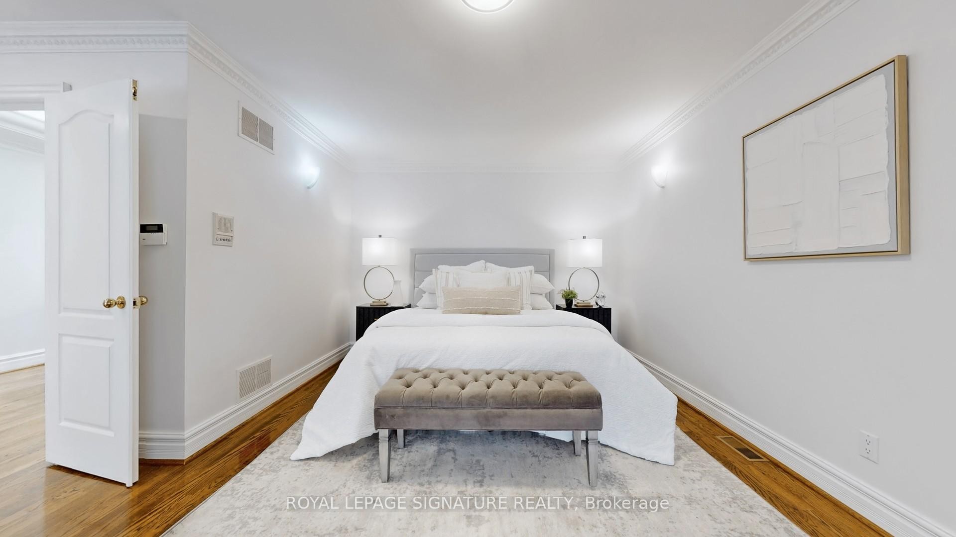 346 Elmwood Avenue, Toronto, ON - Indoor Photo Showing Bedroom