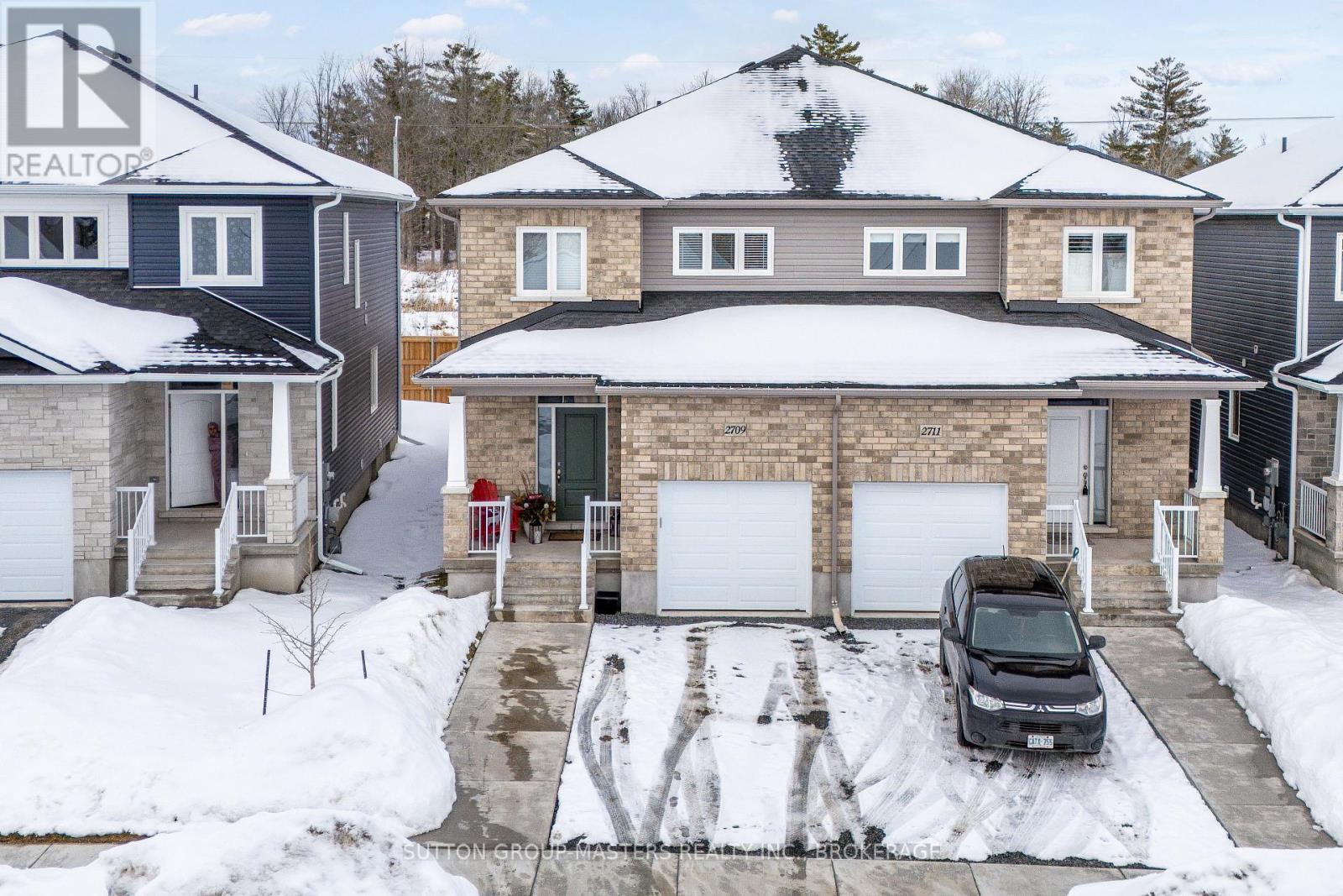 2709 Delmar Street, Kingston (City Northwest), ON - Outdoor With Facade