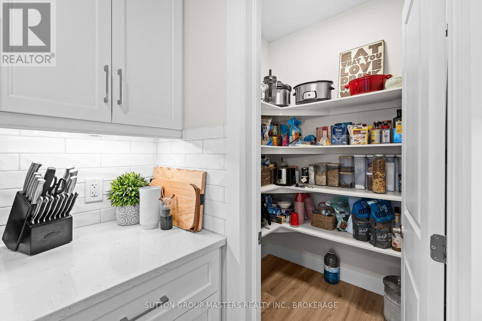 2709 Delmar Street, Kingston (City Northwest), ON - Indoor