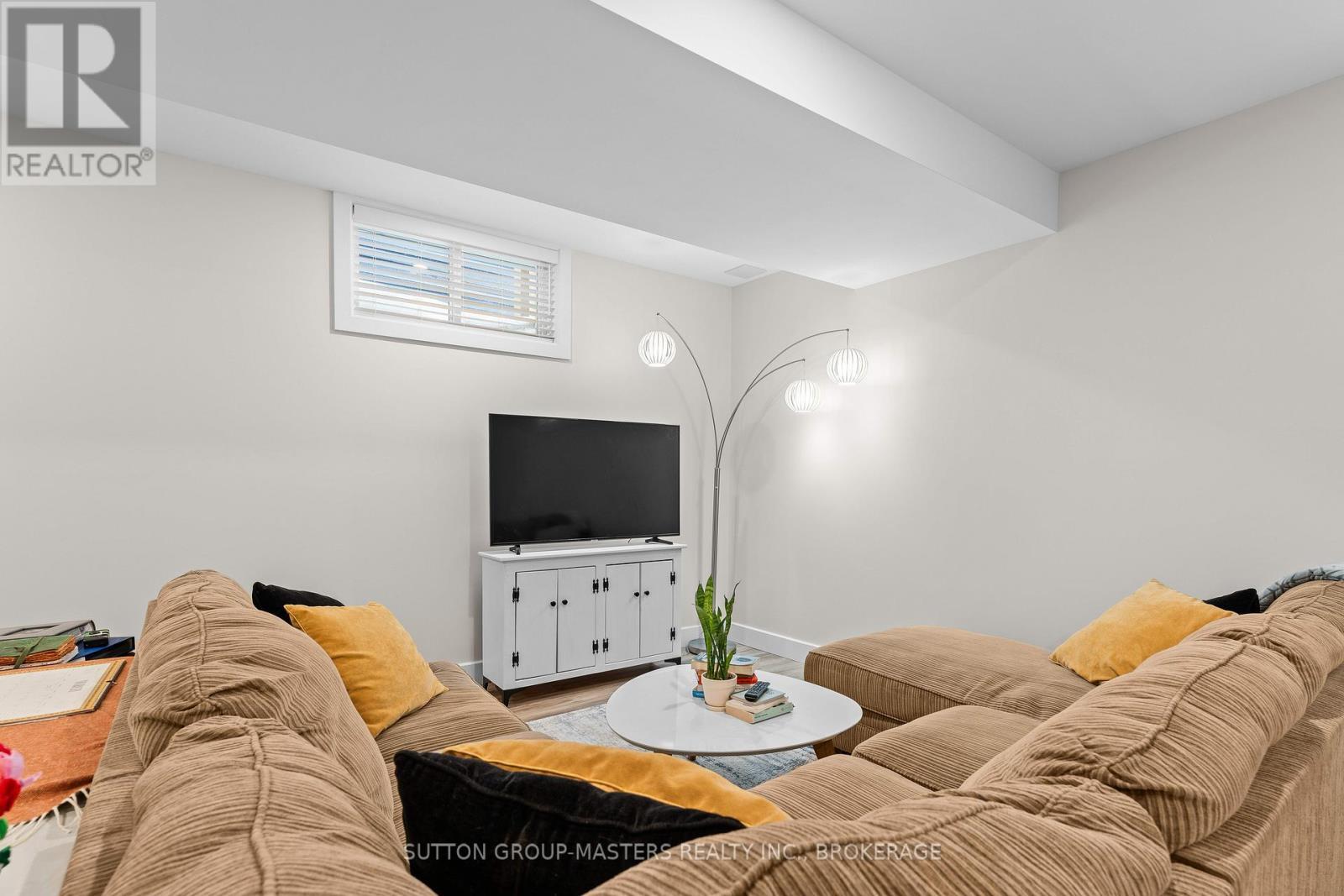 2709 Delmar Street, Kingston (City Northwest), ON - Indoor