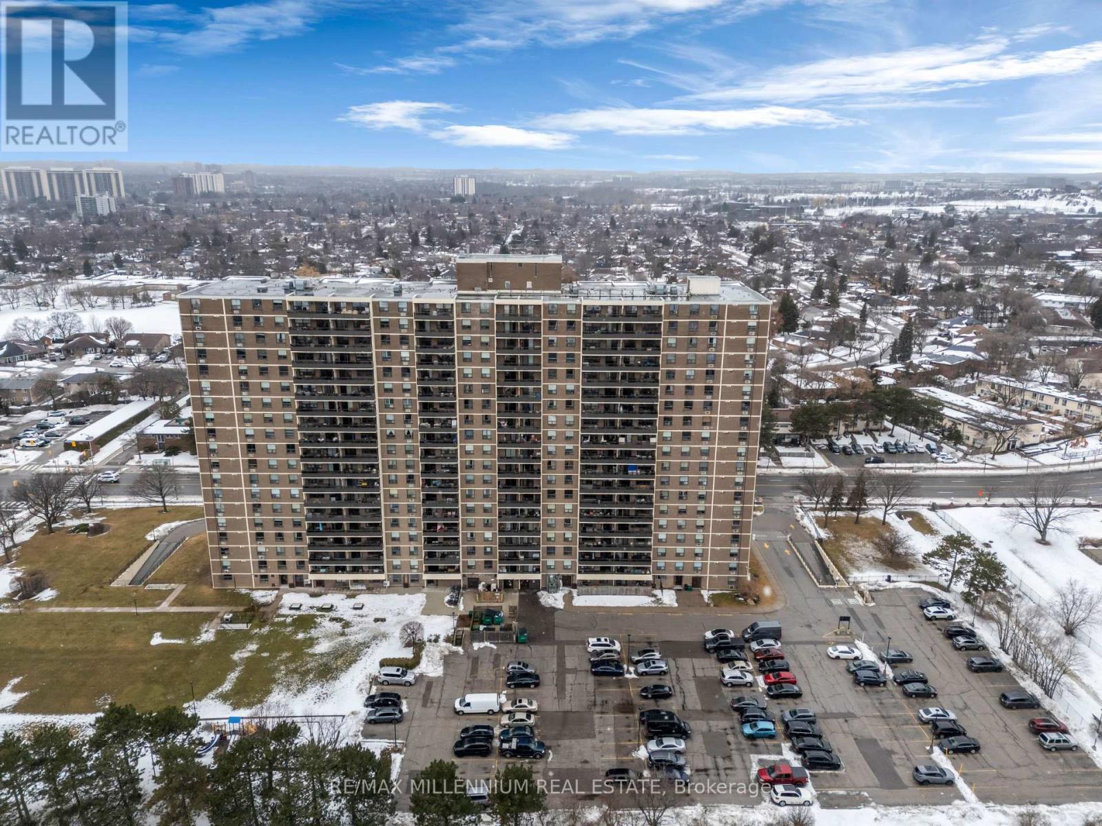 1108 - 511 The West Mall Drive W, Toronto, ON - Outdoor With View