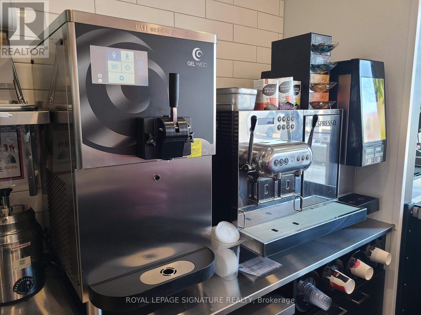 920 Upper Wentworth Street, Hamilton, ON