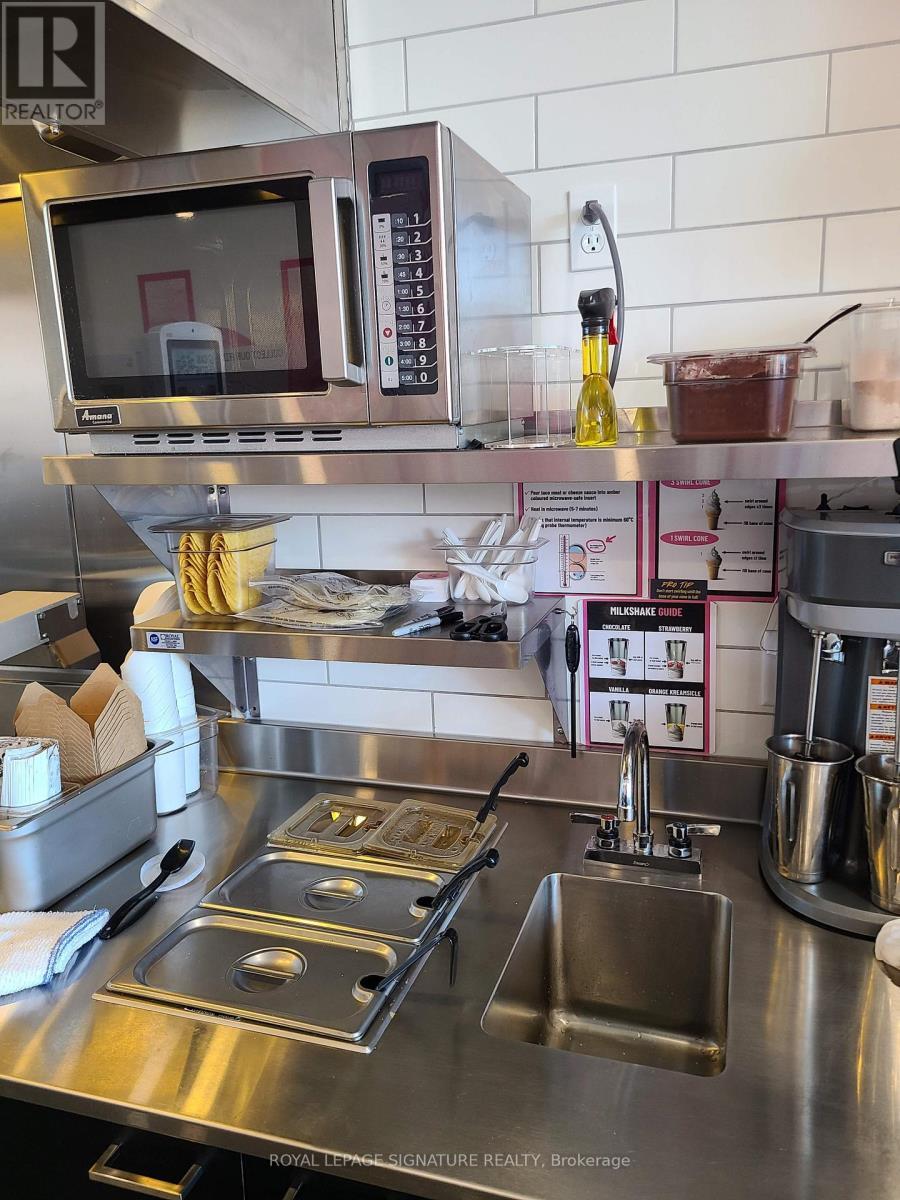 920 Upper Wentworth Street, Hamilton, ON