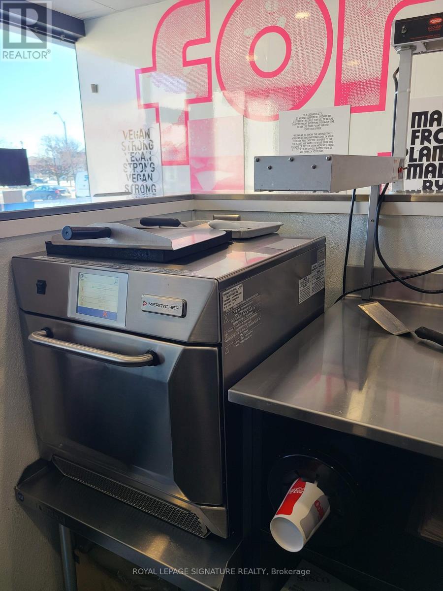 920 Upper Wentworth Street, Hamilton, ON