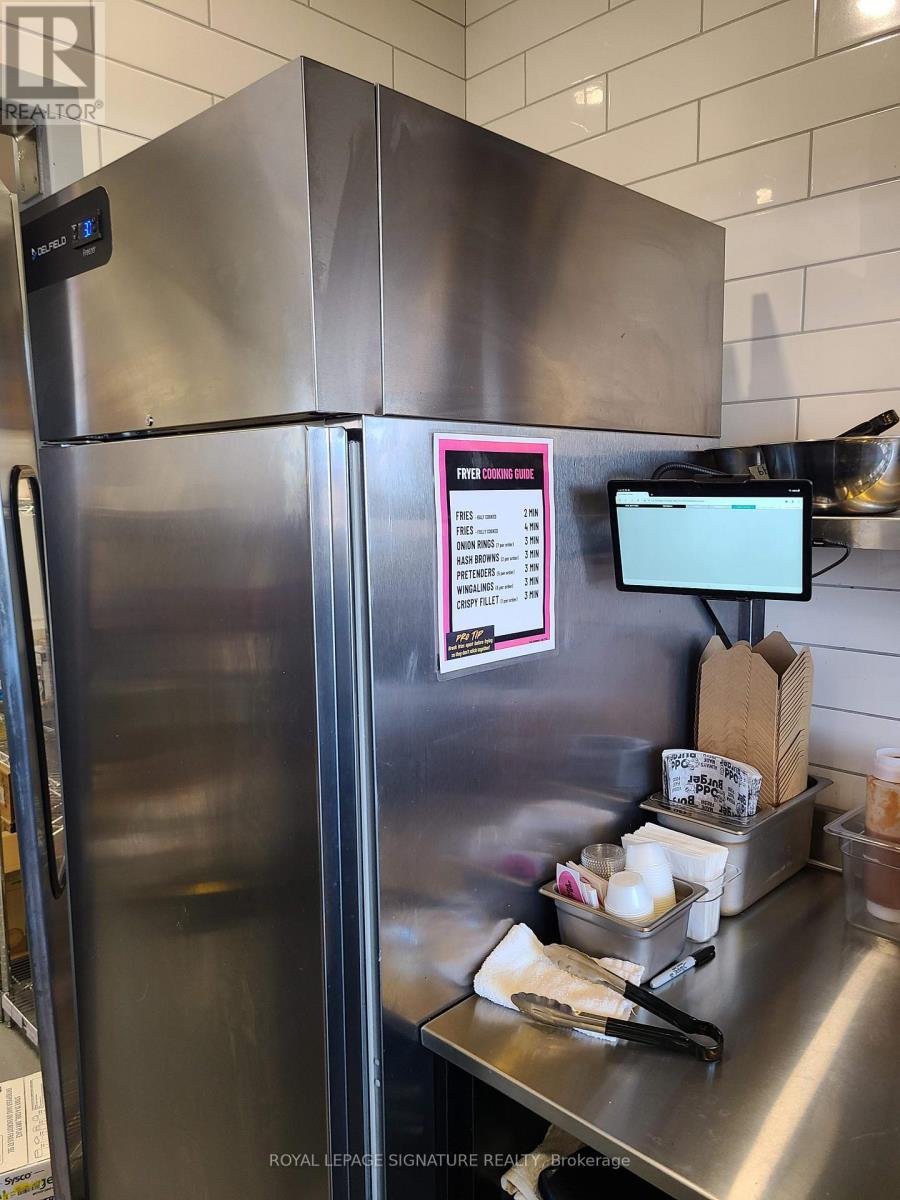 920 Upper Wentworth Street, Hamilton, ON