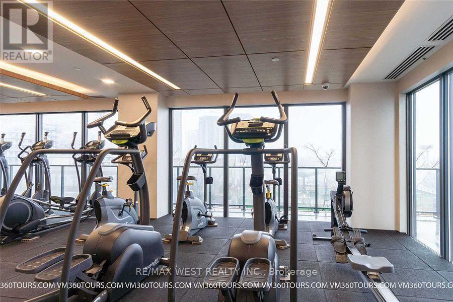5111 - 30 Shore Breeze Drive, Toronto, ON - Indoor Photo Showing Gym Room