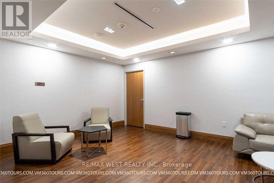 5111 - 30 Shore Breeze Drive, Toronto, ON - Indoor Photo Showing Other Room